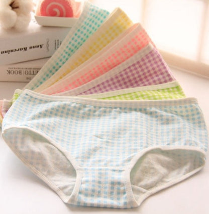 Colorful Gingham Patterned Underwear Set