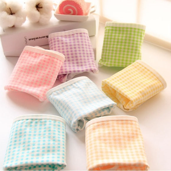 Colorful Gingham Patterned Underwear Set