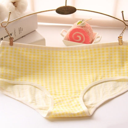 Colorful Gingham Patterned Underwear Set